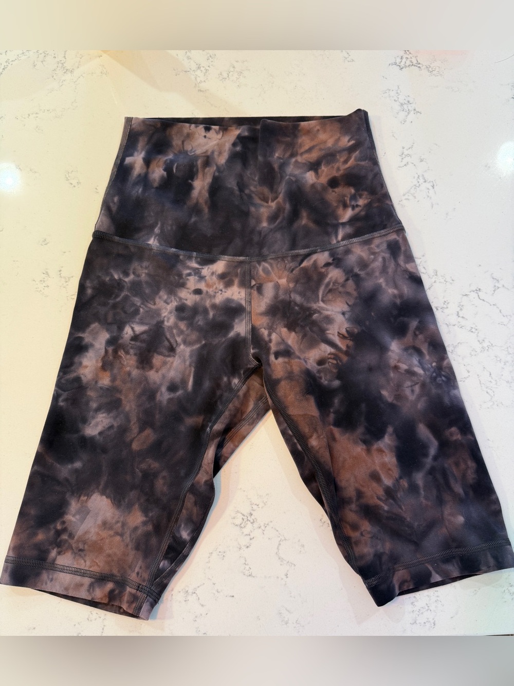 lululemon align shorts 10” diamond dye 4